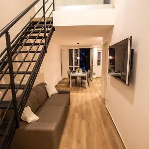https://nuovo-elegante-appartamento-due-livelli-san-siro.it-lombardy.com